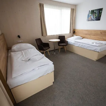 - Depandance Nova Javorka Moninec